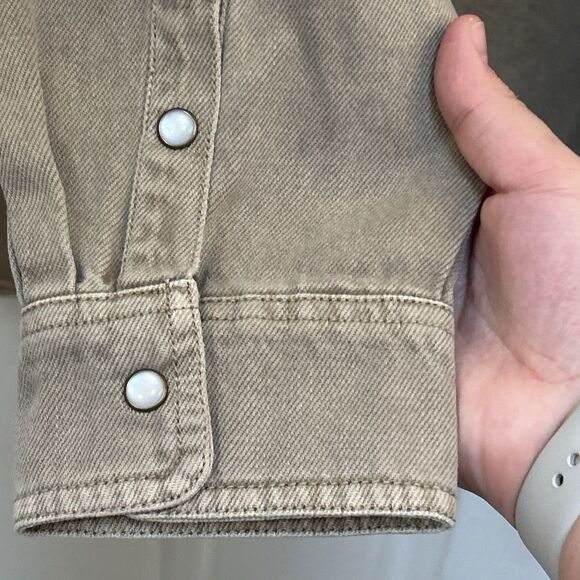 NWT WILD FABLE Snap Front Long Sleeve Shirt Jacket, Brown Wash Size Large - Picture 13 of 16